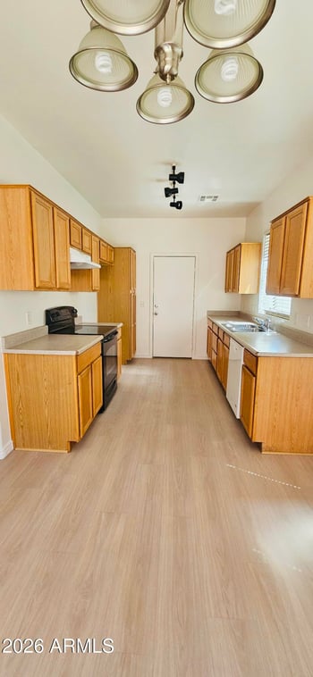 3917 Park St, Phoenix, AZ 85041