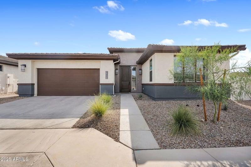 39175 Kaden Ln, San Tan Valley, AZ 85140