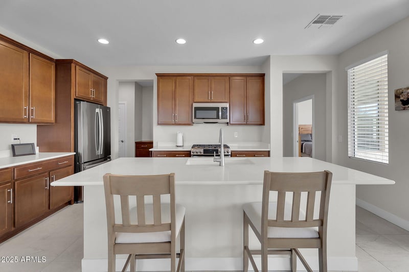 39175 Kaden Ln, San Tan Valley, AZ 85140