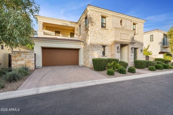 3918 Crittenden Ln, Phoenix, AZ 85018