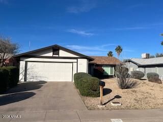 3918 E Dahlia Dr, Phoenix, AZ 85032