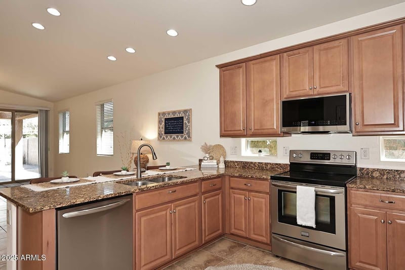 3918 Narrowleaf Dr, Gilbert, AZ 85298