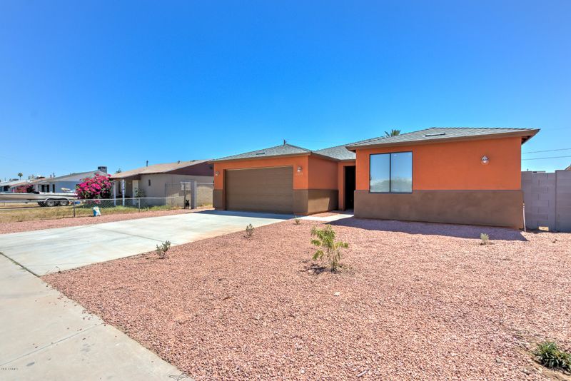3918 S 25th St, Phoenix, AZ 85040
