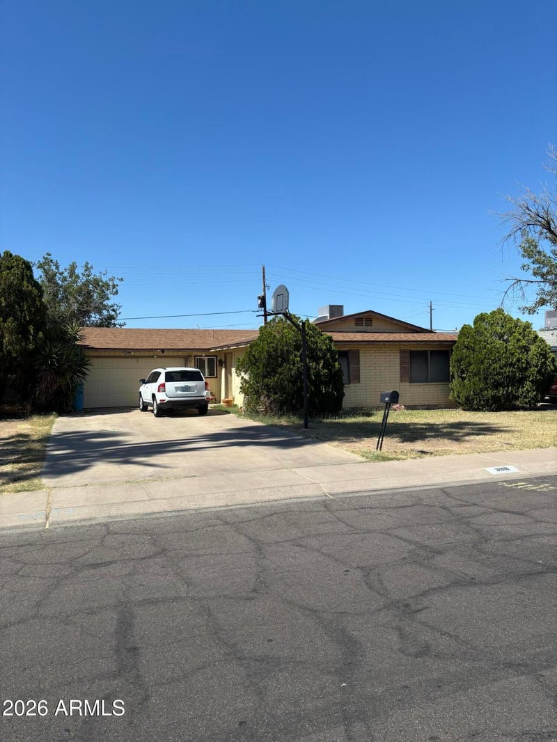 3918 W Kaler Dr, Phoenix, AZ 85051