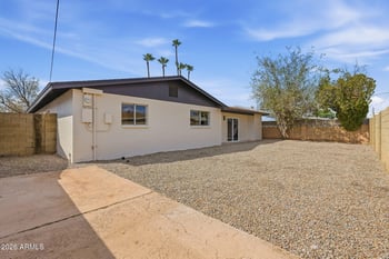 3918 W Kaler Dr, Phoenix, AZ 85051