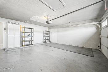 3918 Willow Dr, Tempe, AZ 85282