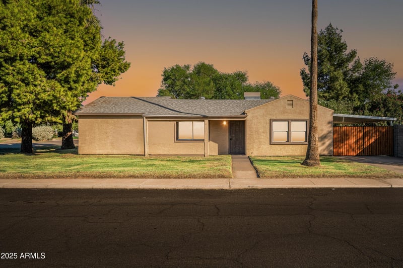 3919 19th St, Phoenix, AZ 85016