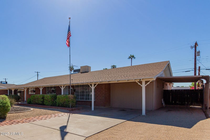 3919 Stella Ln, Phoenix, AZ 85019