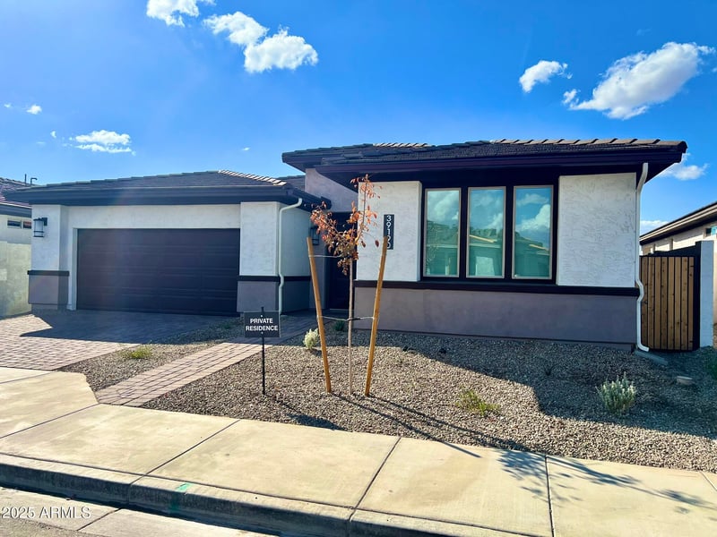 39190 Kaden Ln, San Tan Valley, AZ 85140