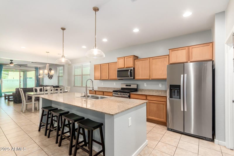 392 Tenia Trl, San Tan Valley, AZ 85140