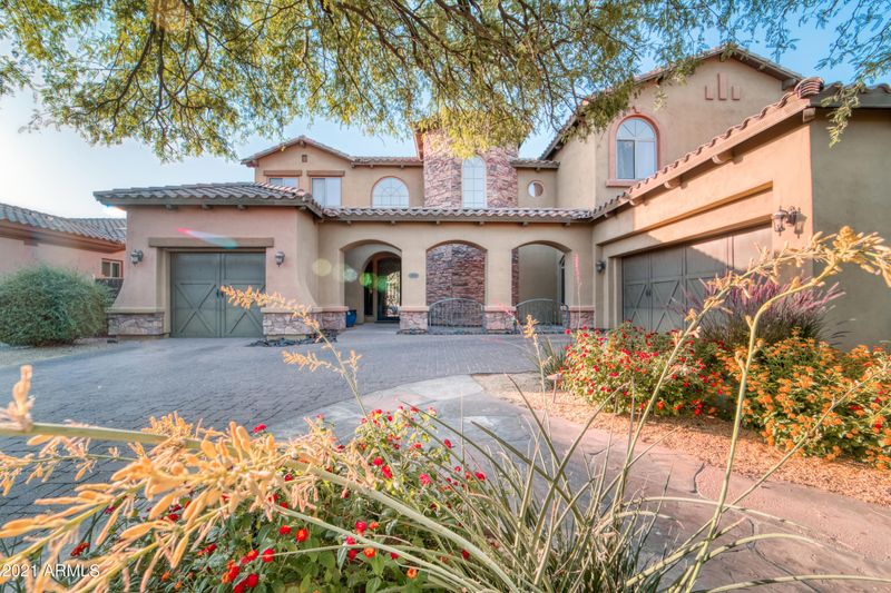 3920 E Williams Dr, Phoenix, AZ 85050