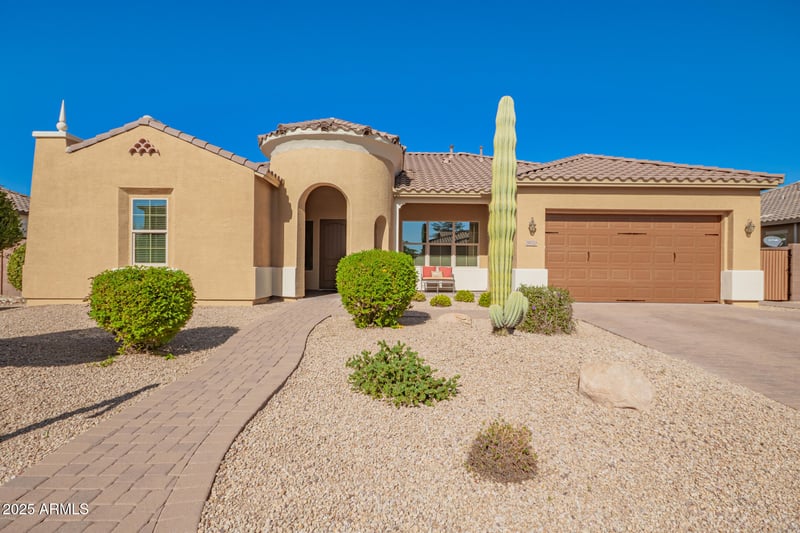 3920 Ellis St, Mesa, AZ 85205