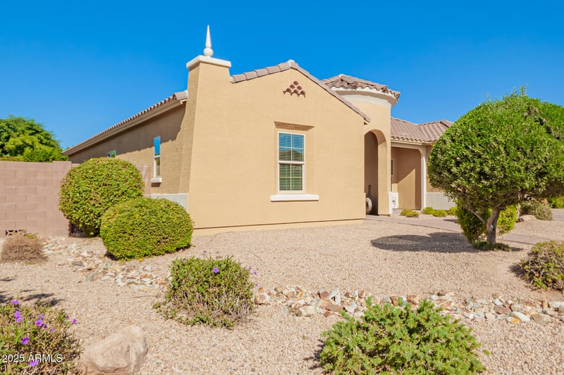 3920 Ellis St, Mesa, AZ 85205