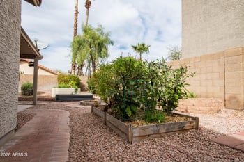 3920 South Fork Dr, Phoenix, AZ 85044
