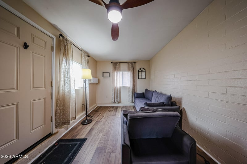 3920 W Lynne Ln, Phoenix, AZ 85041