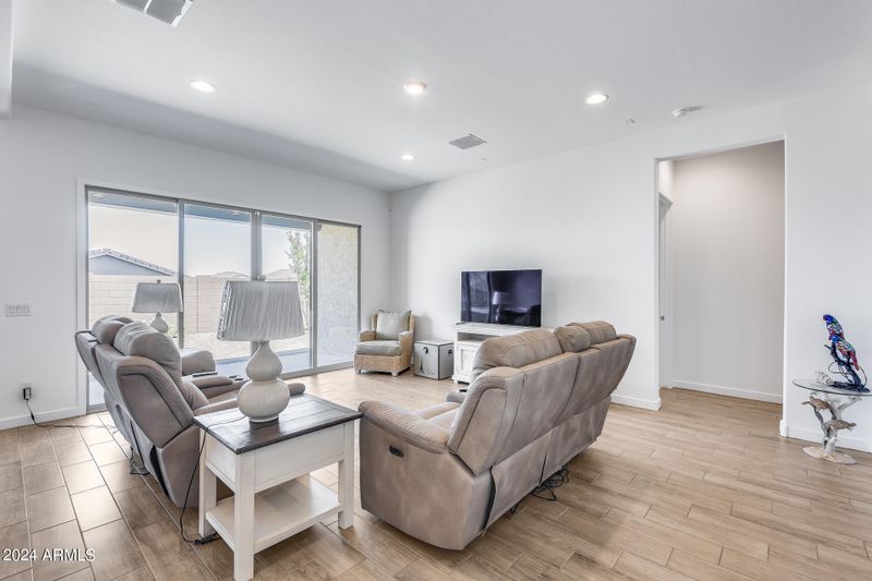 3920 W Summerside Rd, Laveen, AZ 85339
