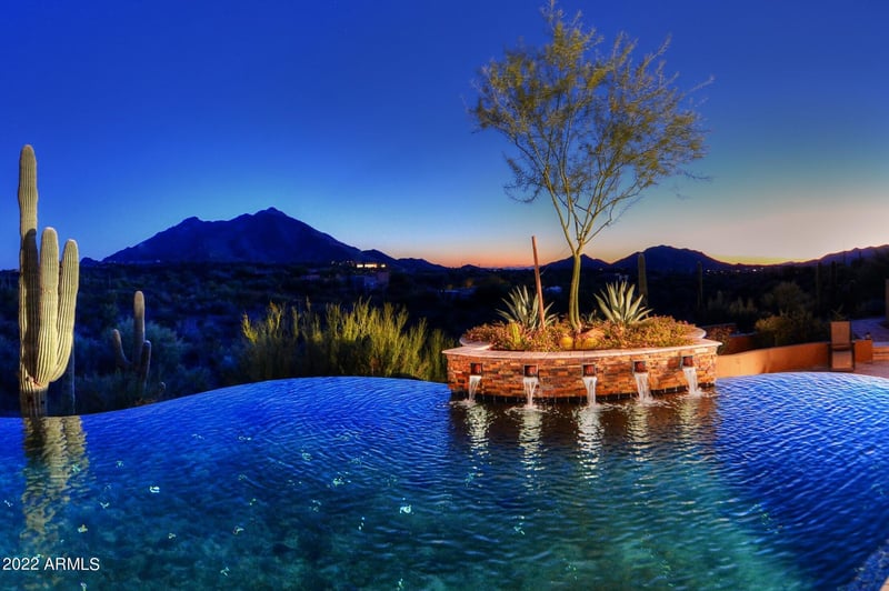 39201 N School House Rd, Cave Creek, AZ 85331