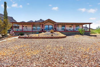 39208 S Enterprise Rd, Arlington, AZ 85322