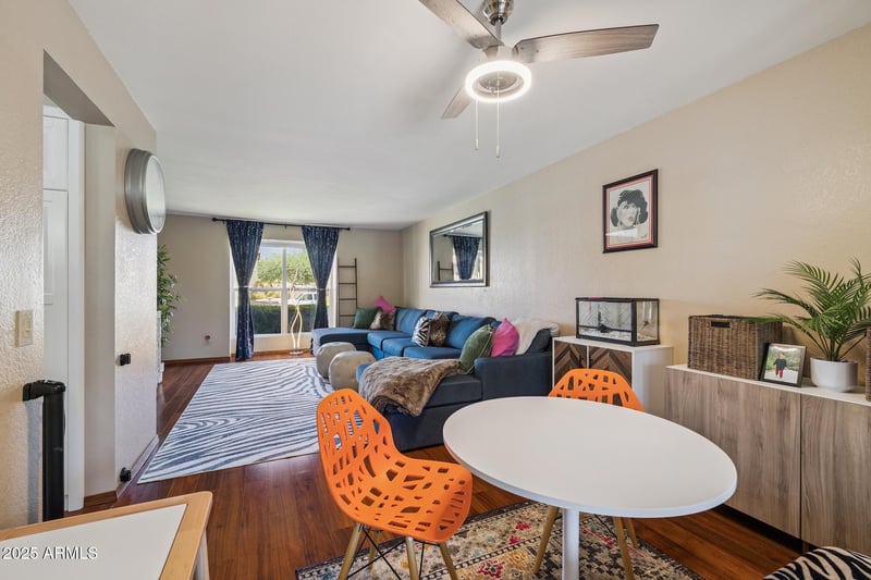 3921 Desert Flower Ln, Phoenix, AZ 85044
