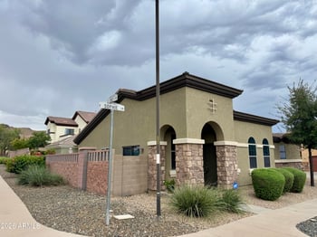 3921 E Sophie Ln, Phoenix, AZ 85042