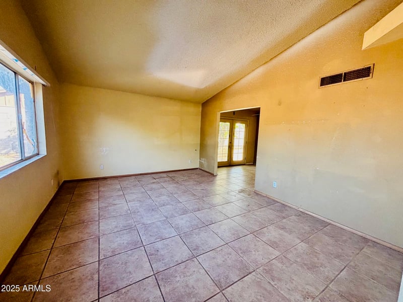 3921 Sahuaro Dr, Phoenix, AZ 85028