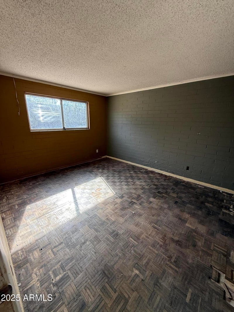 3921 Sahuaro Dr, Phoenix, AZ 85028