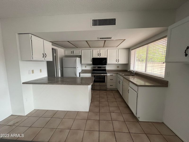3921 W Barbara Ave, Phoenix, AZ 85051