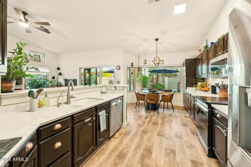 3921 W Sheffield Ave, Chandler, AZ 85226