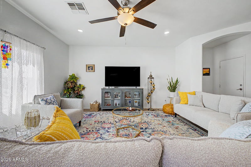 39219 Zampino St, San Tan Valley, AZ 85140
