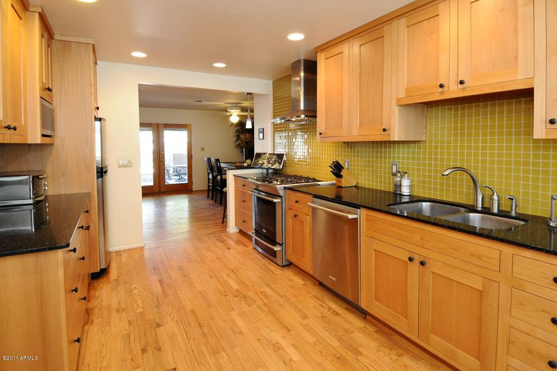 3922 E Elm St, Phoenix, AZ 85018