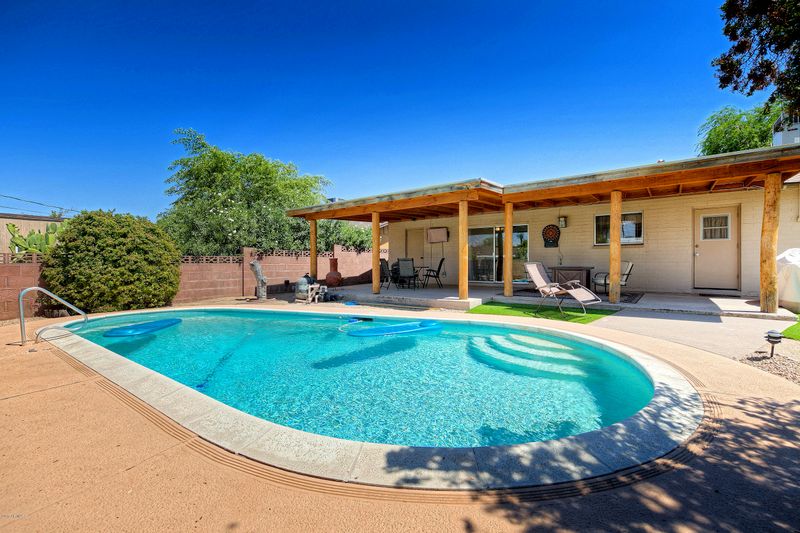 3922 E Sahuaro Dr, Phoenix, AZ 85028