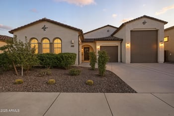 3922 Kenley Ln, San Tan Valley, AZ 85143