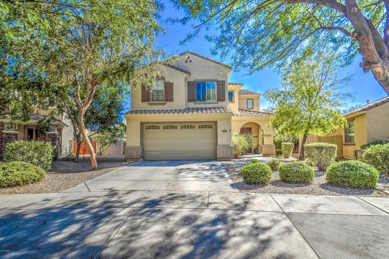 3922 S Star Canyon Dr, Gilbert, AZ 85297