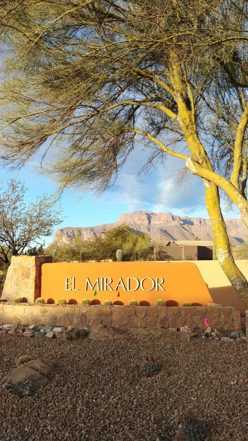 3922 S Summit Trl, Gold Canyon, AZ 85118