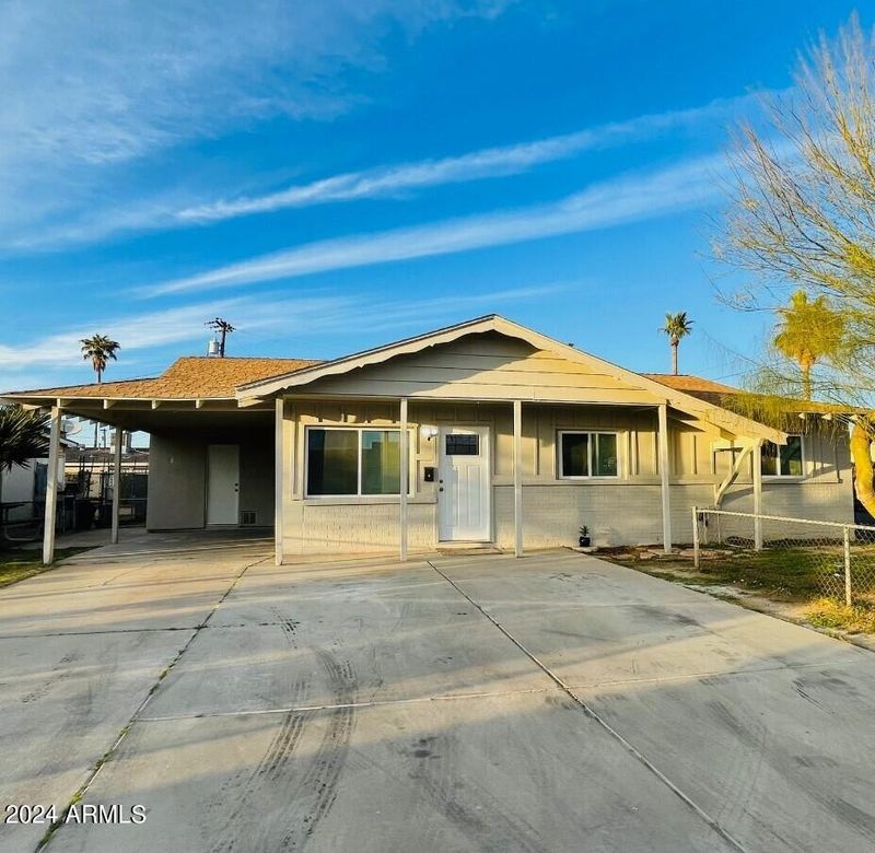 3922 W Brill St, Phoenix, AZ 85009