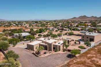 39221 N 29th Ln, Phoenix, AZ 85086