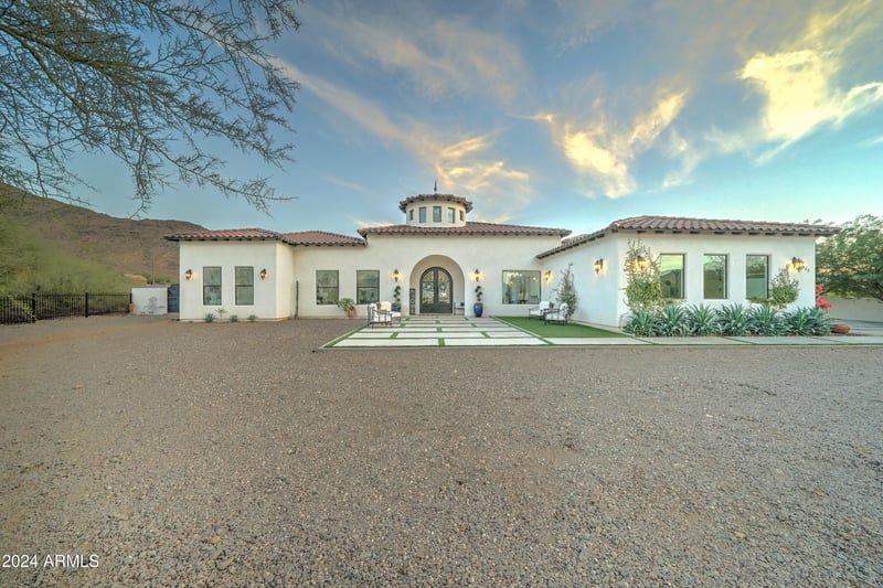 3923 Fox Rd, Laveen, AZ 85339