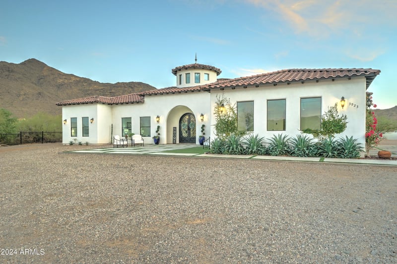 3923 Fox Rd, Laveen, AZ 85339