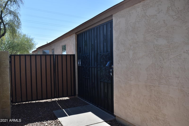 3923 W Whispering Wind Dr, Glendale, AZ 85310