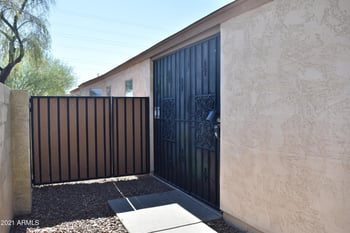 3923 W Whispering Wind Dr, Glendale, AZ 85310