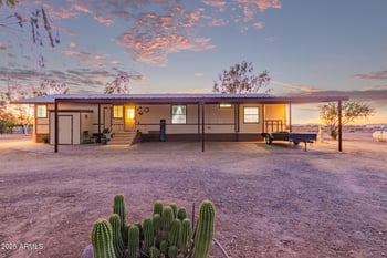 39234 Buckeye Rd, Tonopah, AZ 85354