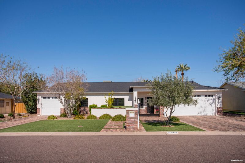 3924 E Glenrosa Ave, Phoenix, AZ 85018