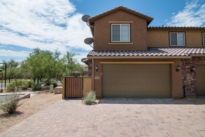 3924 E Melinda Dr, Phoenix, AZ 85050