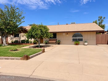 3924 W Las Palmaritas Dr, Phoenix, AZ 85051