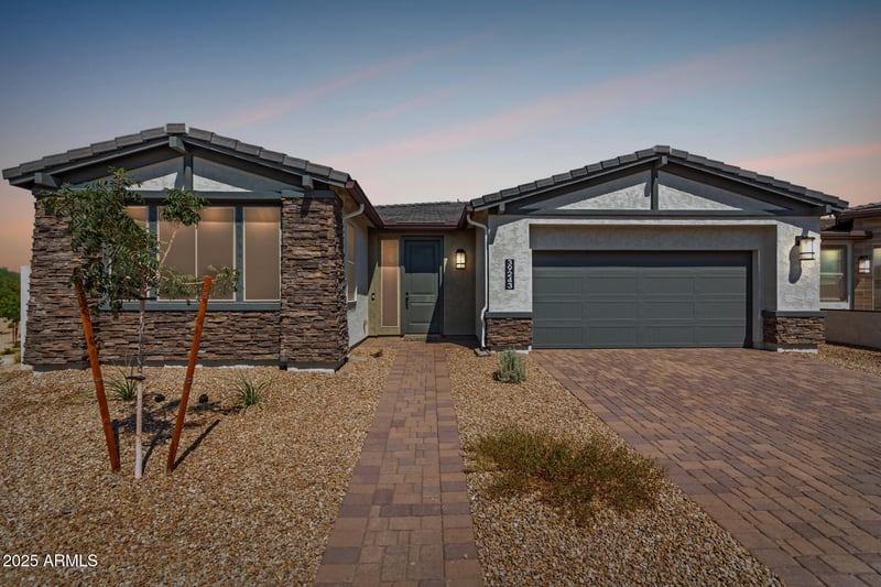 39243 Carter Ln, San Tan Valley, AZ 85140