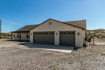 3925 Moon Dust Trl, San Tan Valley, AZ 85144