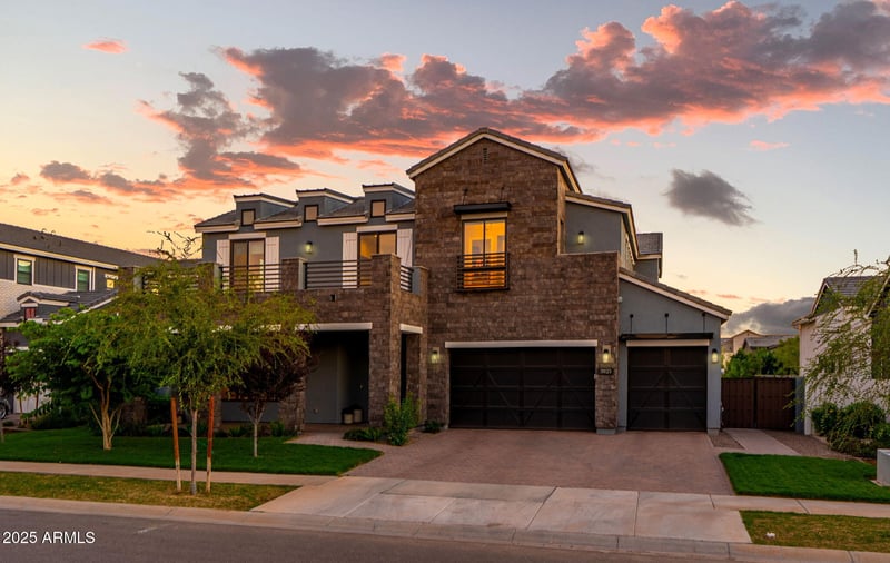 3925 Sagebrush St, Gilbert, AZ 85296