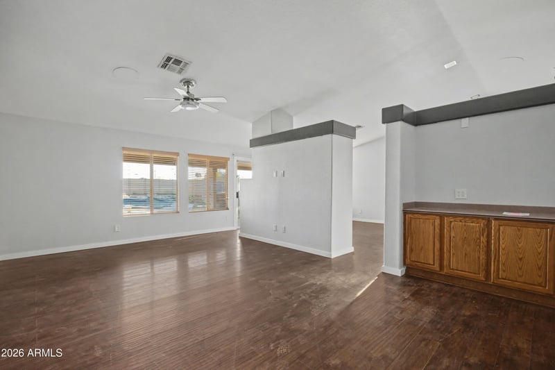 3925 Charter Oak Rd, Phoenix, AZ 85029