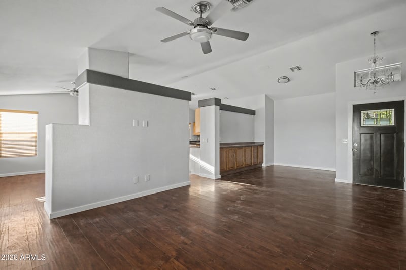 3925 Charter Oak Rd, Phoenix, AZ 85029