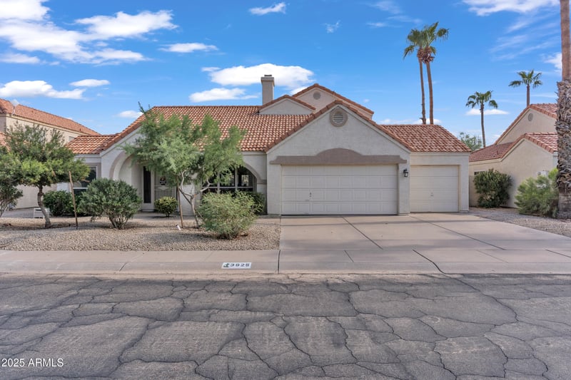 3925 Wildwood Dr, Phoenix, AZ 85048